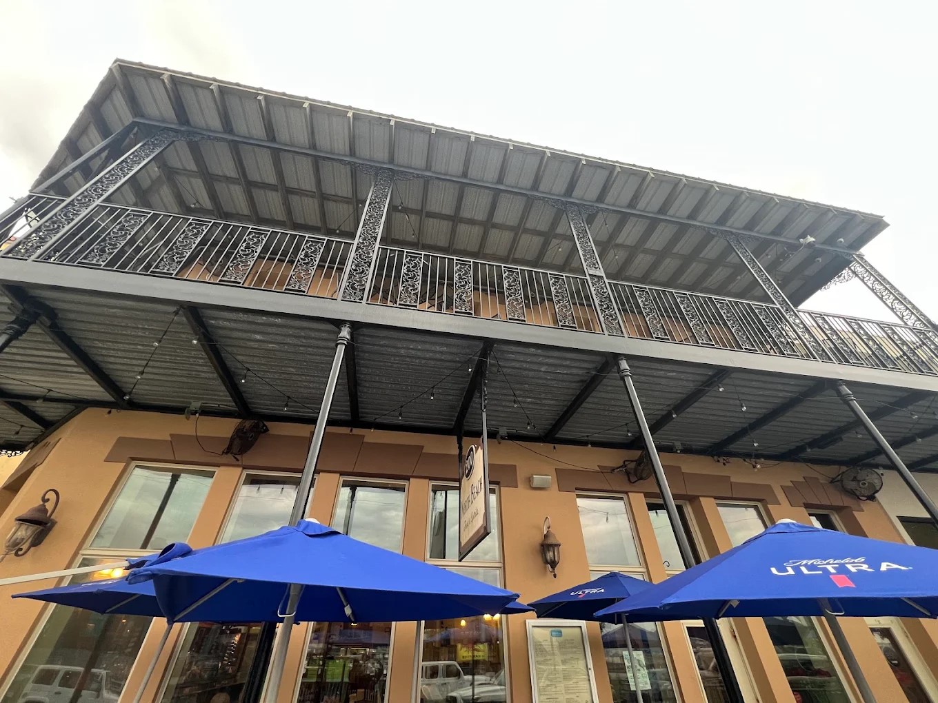 200 North beach restaurant front with view of balcony.